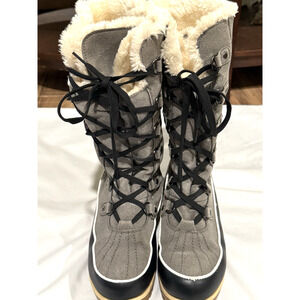 Sorel Apres Lamo Suede Lace Up Boots Gray Grey Black Women’s 8 Ski Lodge Casual